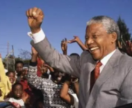 曼德拉是如何搞垮南非的：圣人就是国家的罪人！